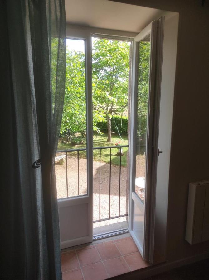 Gite Le Vieux Perrin Villa Andelaroche Buitenkant foto