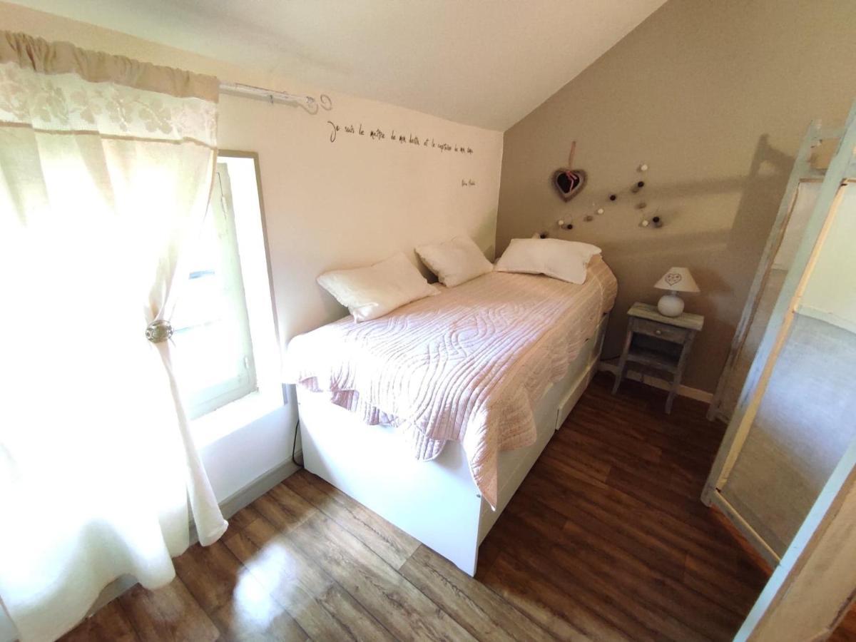 Gite Le Vieux Perrin Villa Andelaroche Buitenkant foto